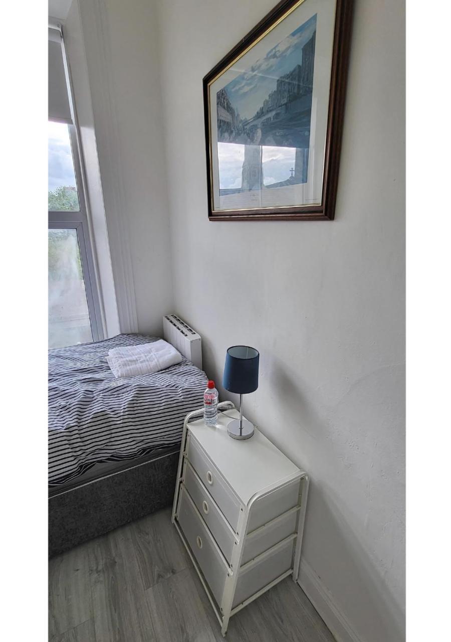 Naas Town - Budget Double Bedrooms Extérieur photo