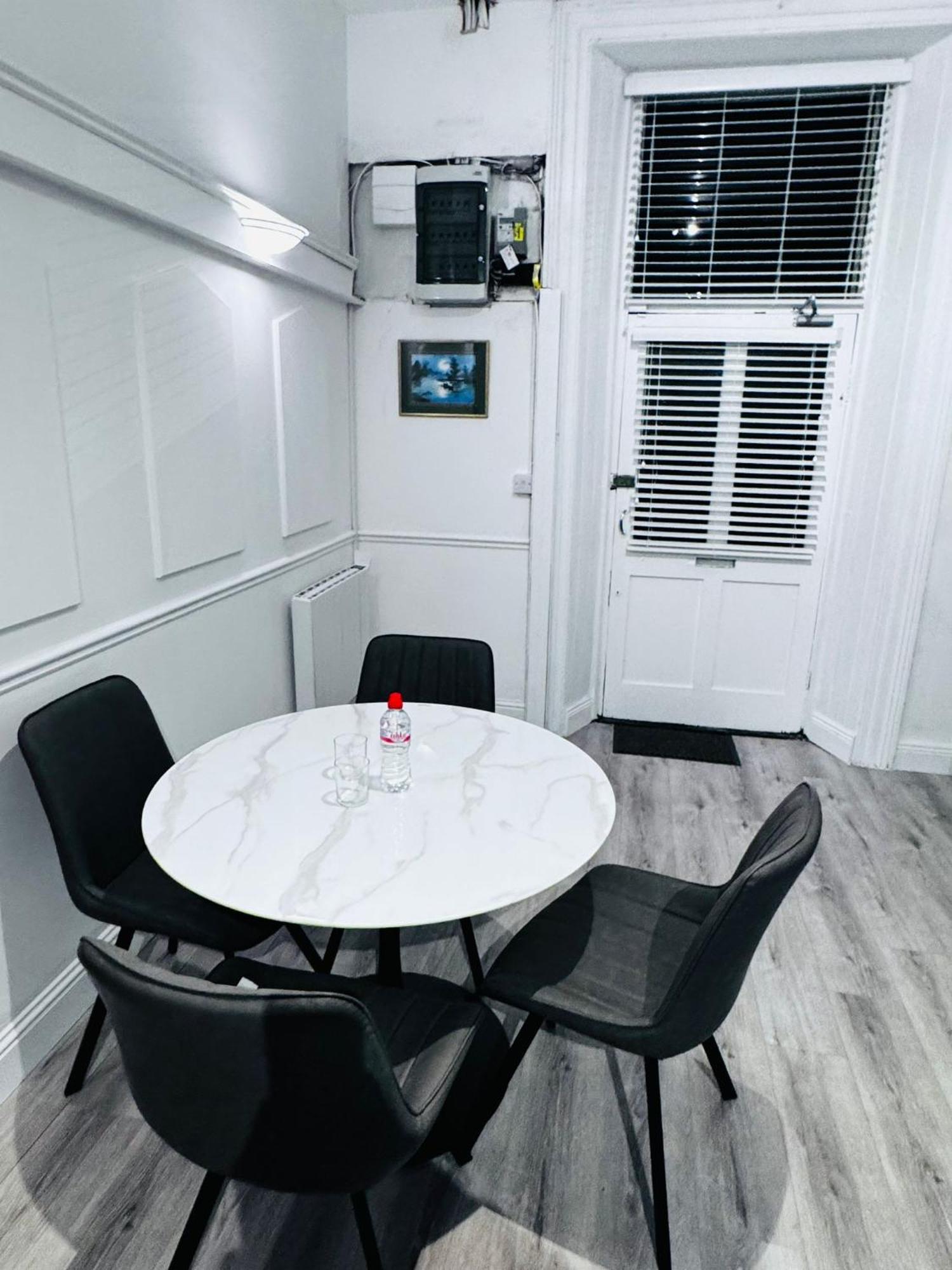 Naas Town - Budget Double Bedrooms Extérieur photo